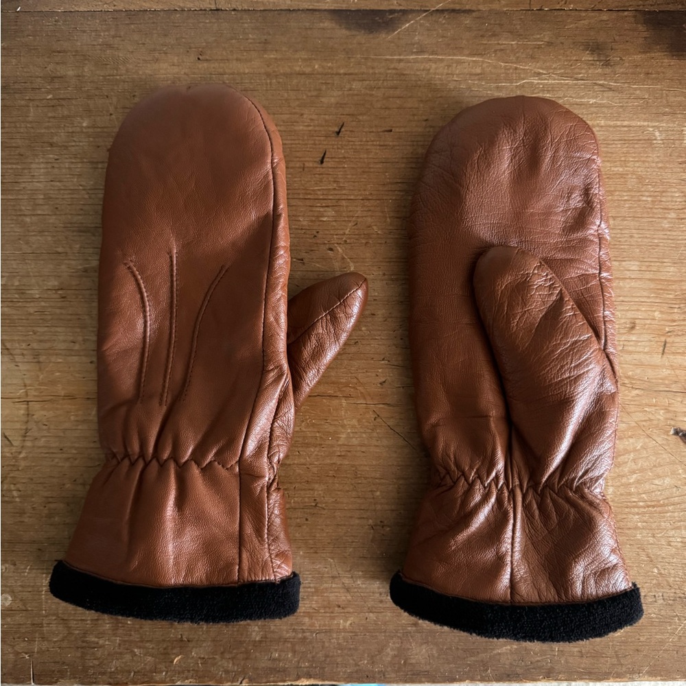 Women’s leather mitts w/ fleece gloves inside